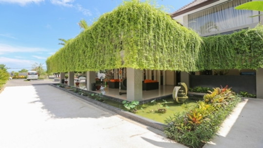 盧索緹泳池別墅