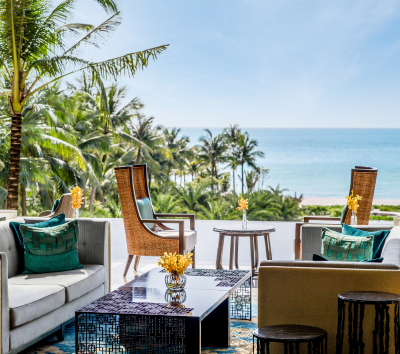 五星洲際海灘渡假村自由活動(泳池、白沙灘、鳥巢發呆亭)→地中海日落小鎮&親吻橋→海濱小鎮夜市→海洋之吻煙火秀