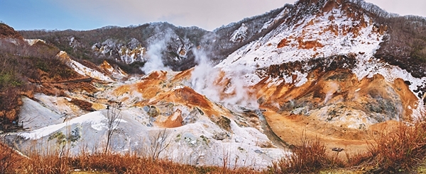 北海道第一大~北海道神宮→羊之丘展望台→大自然鬼斧神工景致~登別地獄谷&溫泉街→入住登別溫泉飯店