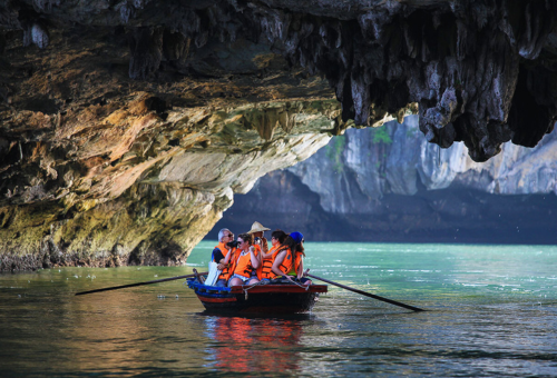 【北越河內】中小企業員旅~陸龍灣、下龍灣遊船、皇后雙層纜車、澎派海鮮塔、全程五星 五日 越南旅遊推薦-北越河內(陸龍灣、下龍灣遊船、皇后雙層纜車、澎派海鮮塔、全程五星)