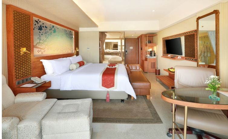 DELUXE PREMIUM ROOM