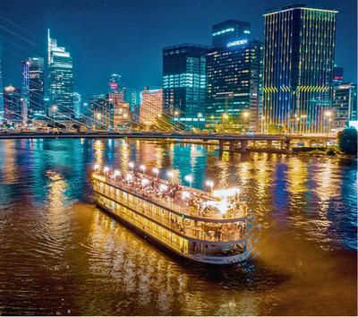 台北→胡志明→越南必吃(香茅烤肉捲+特色米線)→阮惠街&咖啡公寓→越式精油熱石按摩75分鐘→西貢河遊船三道式晚餐&Live Music